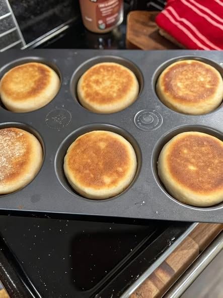 English Muffins Recipe – Soft, Fluffy & Perfect Homemade Breakfast