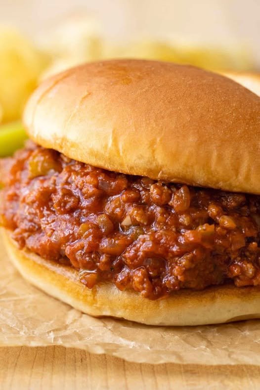 Sloppy Joes Recipe – Easy, Saucy & Classic Comfort Food