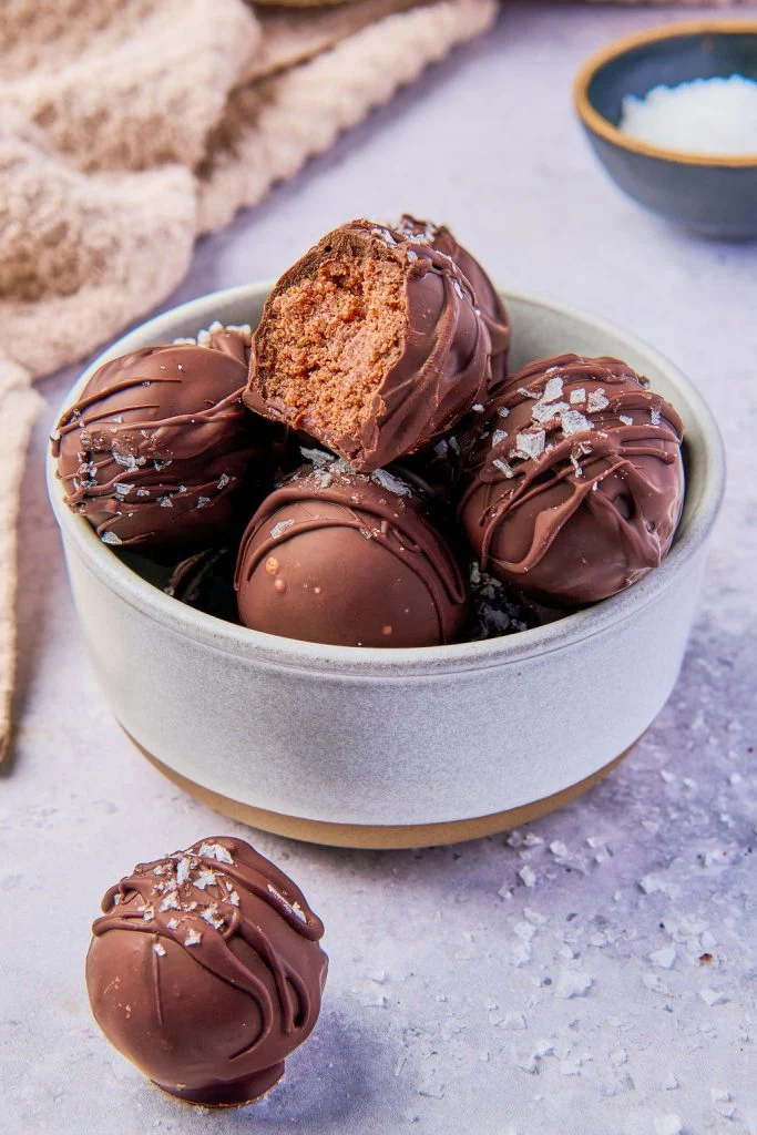 Chocolate Brownie Date Balls